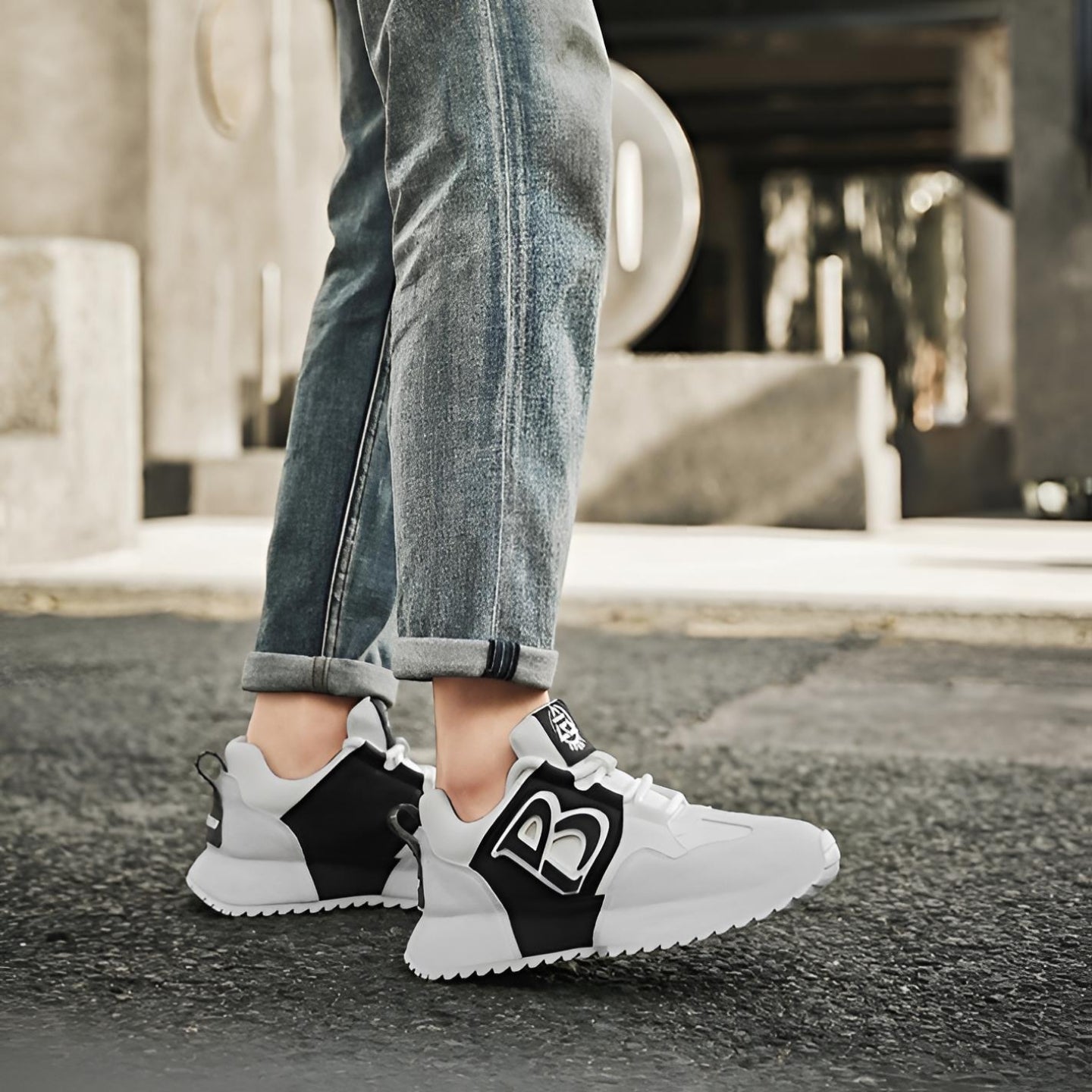 004-Brux White